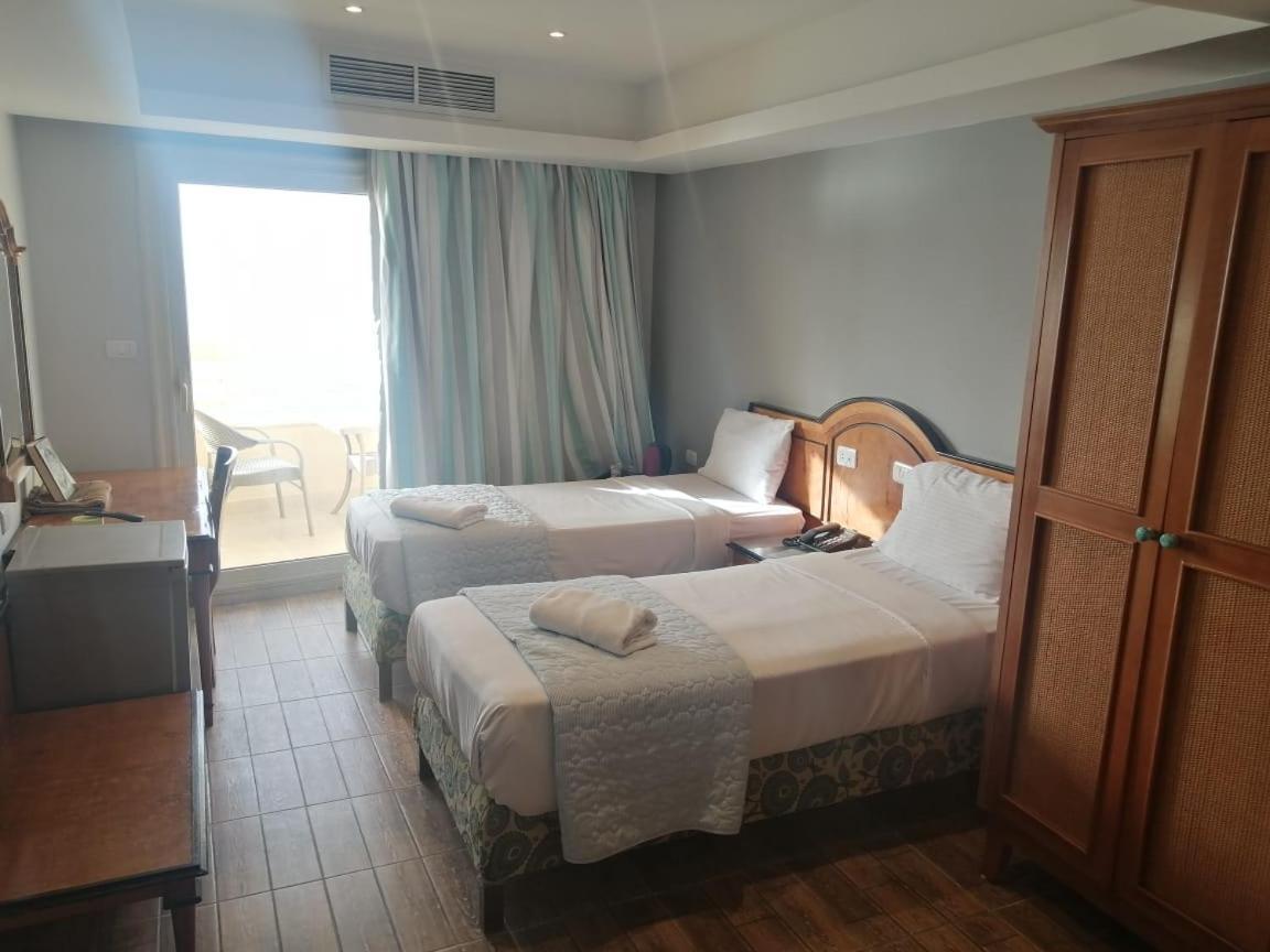 Kaoud Sporting Hotel อเล็กซานเดรีย ภายนอก รูปภาพ