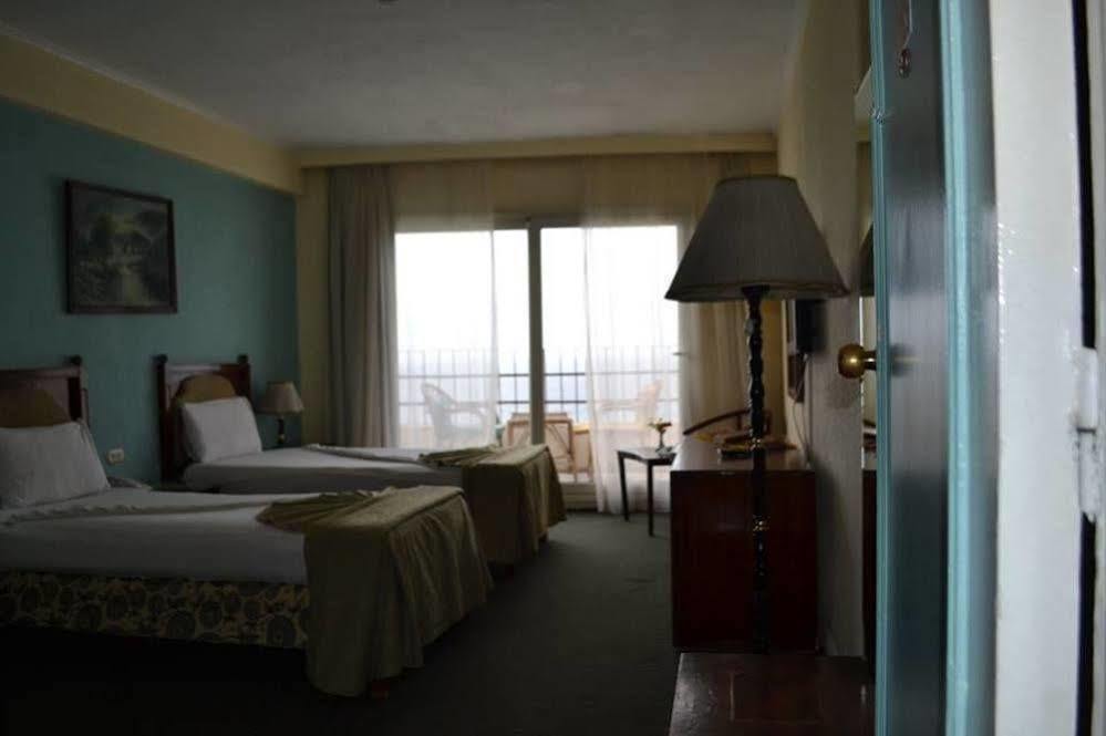 Kaoud Sporting Hotel อเล็กซานเดรีย ภายนอก รูปภาพ