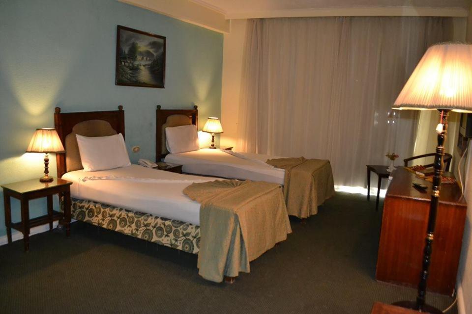Kaoud Sporting Hotel อเล็กซานเดรีย ภายนอก รูปภาพ